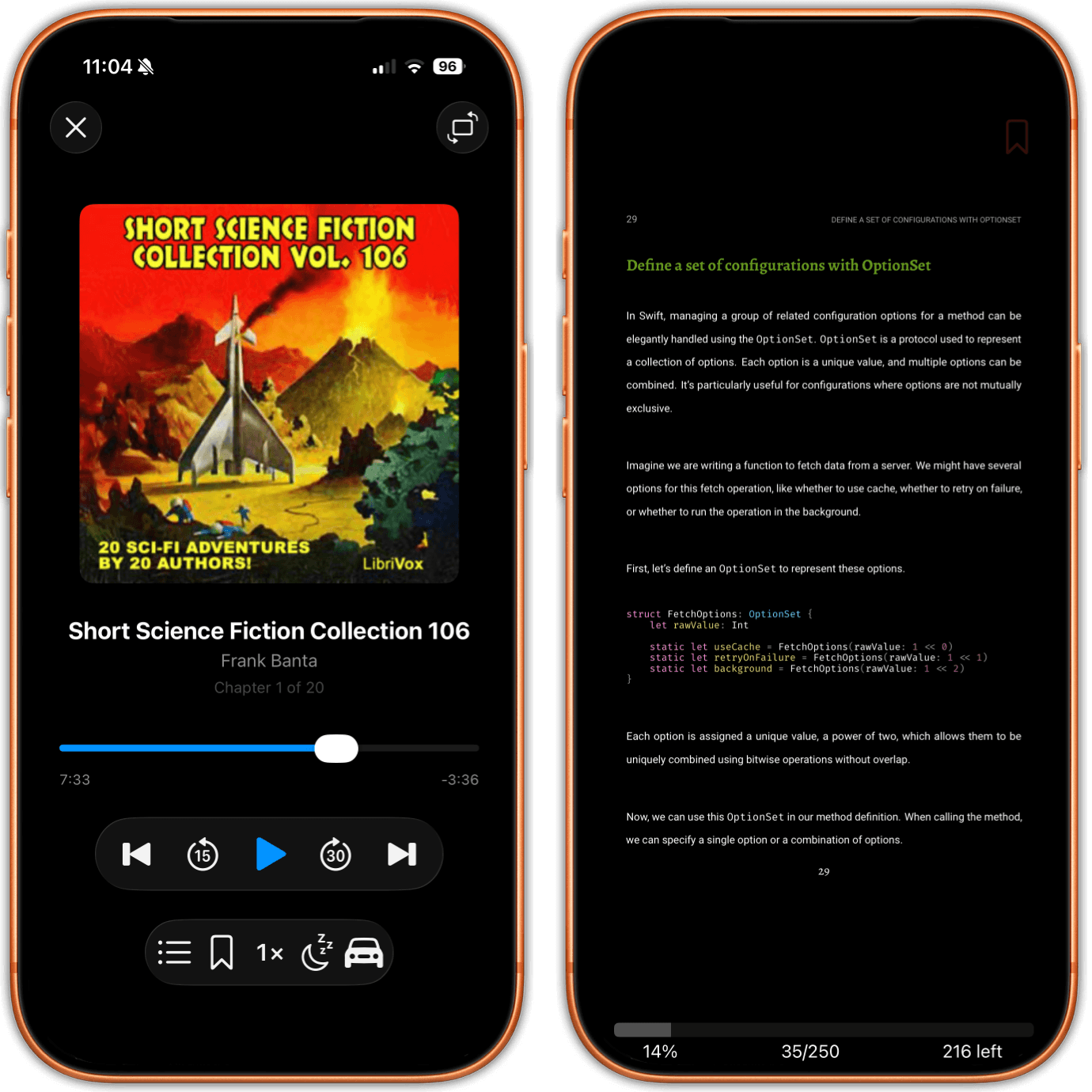 Dva telefony iPhone vedle sebe. Levý přehrává audioknihu s obálkou, číslem kapitoly a posuvníkem. Pravý ukazuje stránku PDF s vytištěným číslem stránky, živým záhlavím v kapitálkách a vlastním údajem o postupu pod stránkou.
